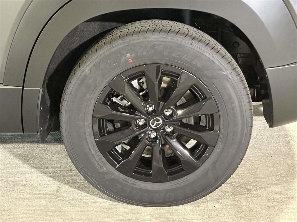 2025 Mazda CX-50 Preferred photo 10