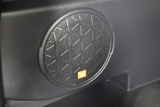 2020 Toyota RAV4 XLE Premium photo 2