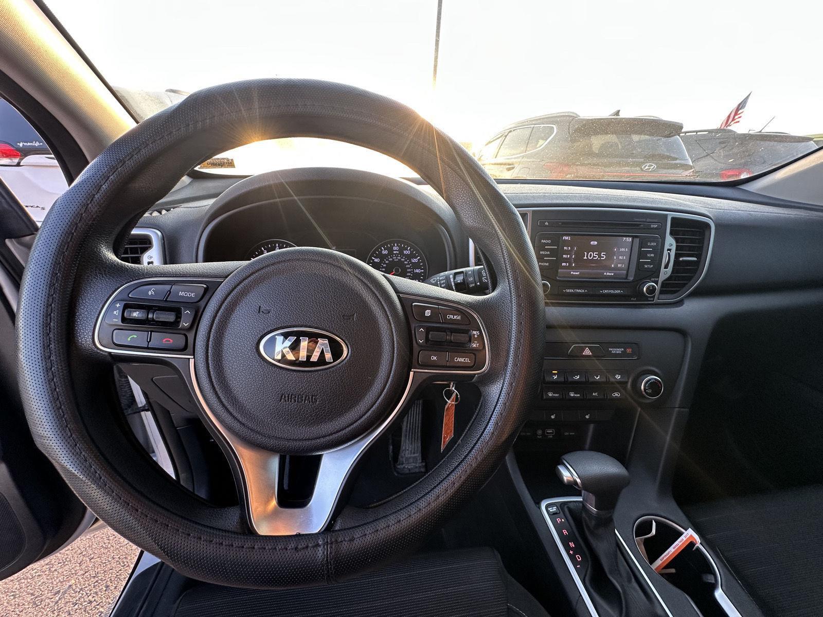 2017 Kia Sportage LX photo 9