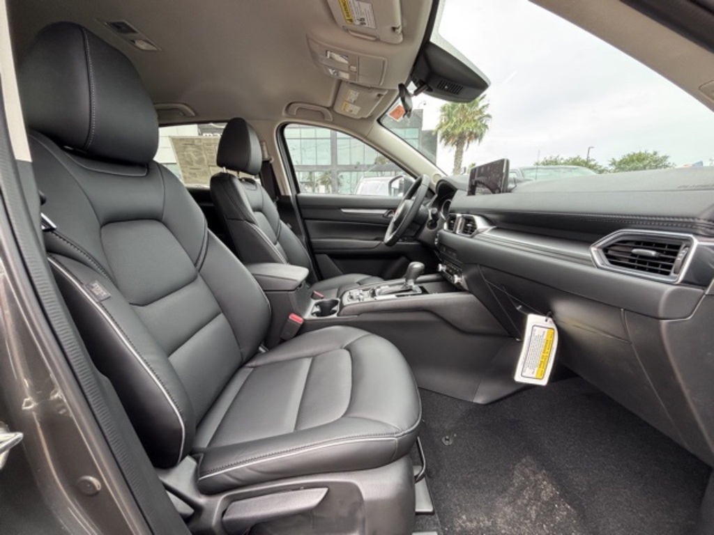 2025 Mazda CX-5 2.5 Select photo 17