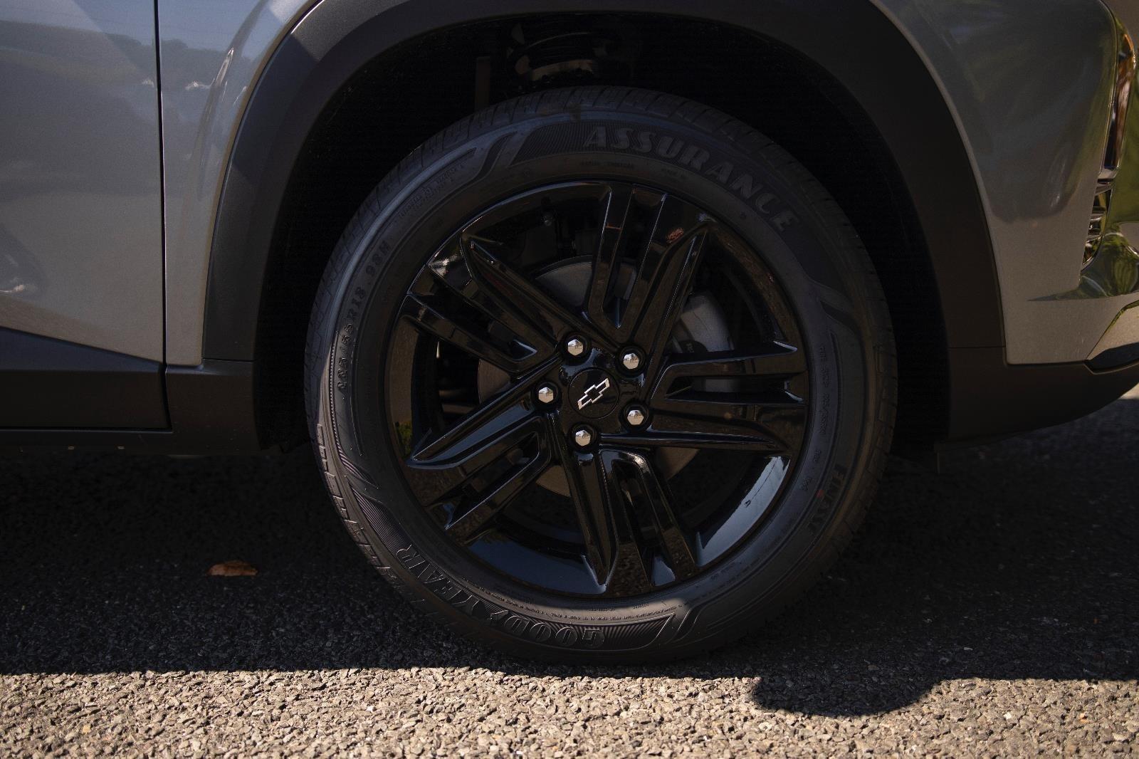 2025 Chevrolet Trax ACTIV photo 10