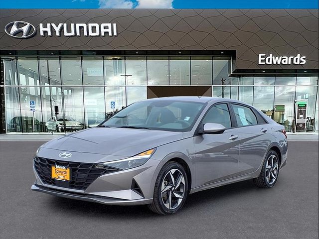 2023 Hyundai Elantra SEL's photo