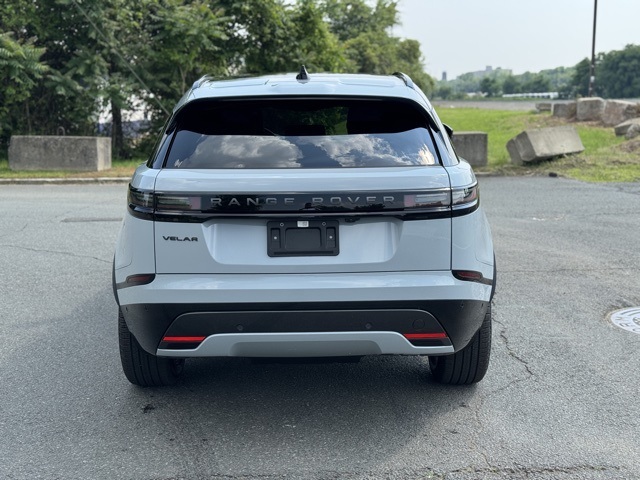 2026 Land Rover Range Rover Velar SE photo 3