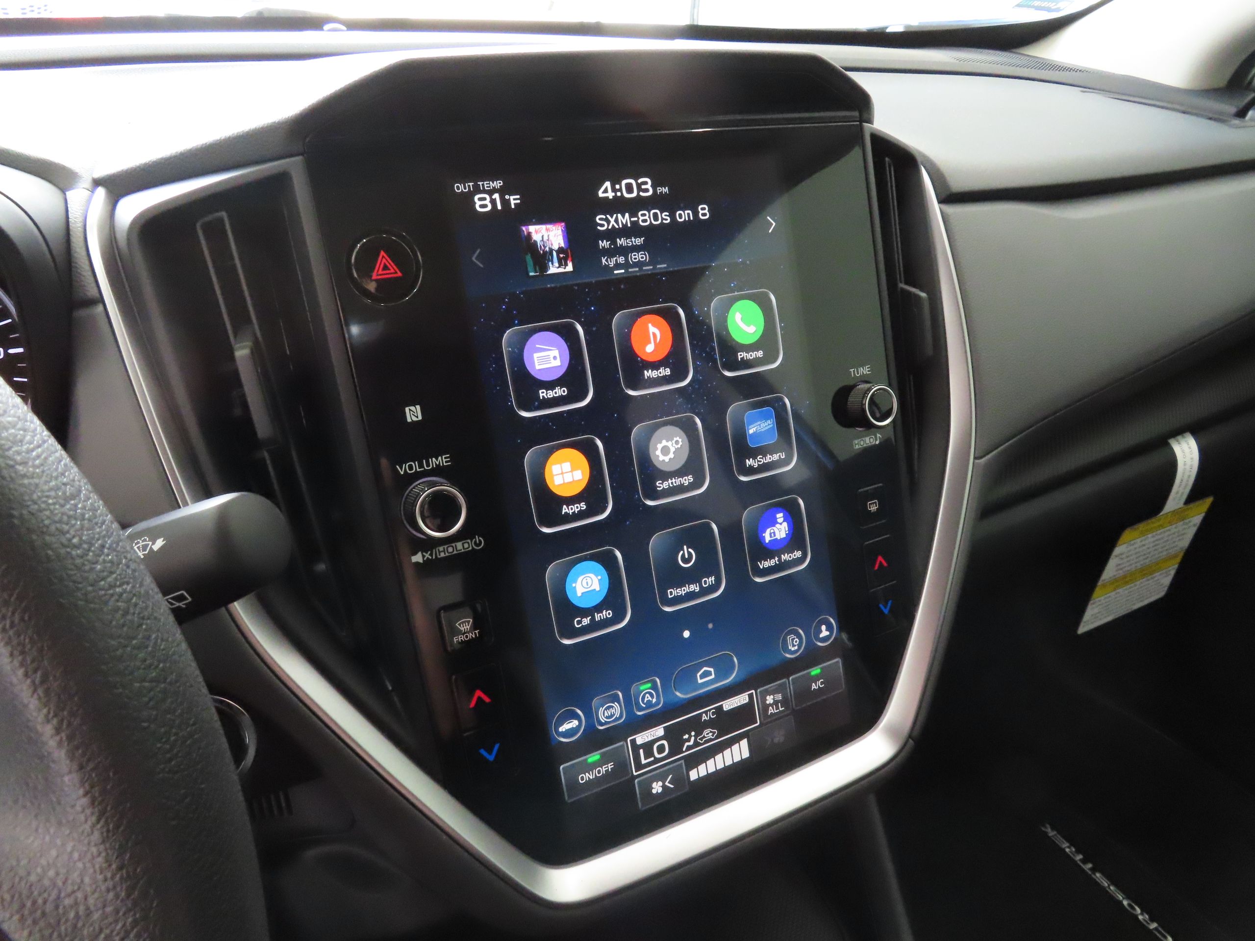 2025 Subaru Crosstrek Premium photo 14
