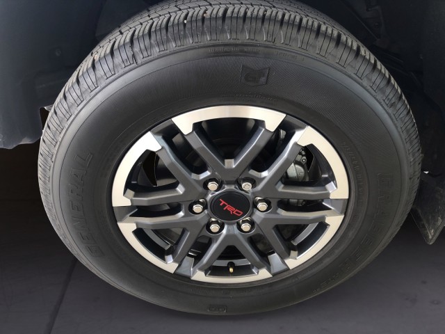 2024 Toyota Tacoma TRD Sport Double Cab photo 14