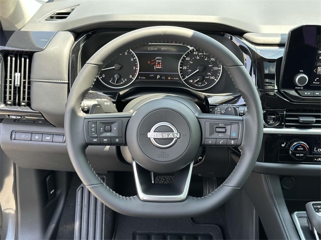 2025 Nissan Pathfinder SV photo 19