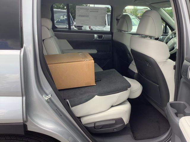 2026 Hyundai Santa Fe SEL photo 13