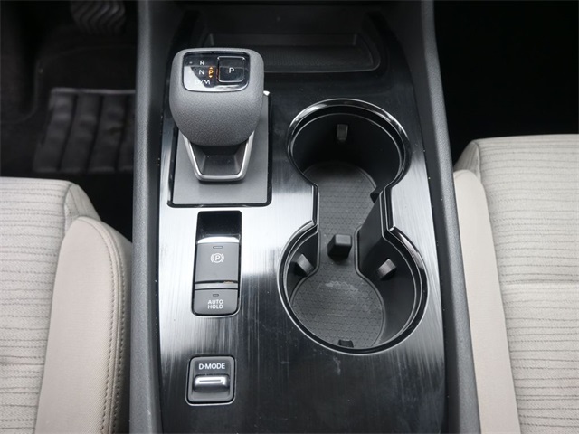 2023 Nissan Rogue SV photo 4