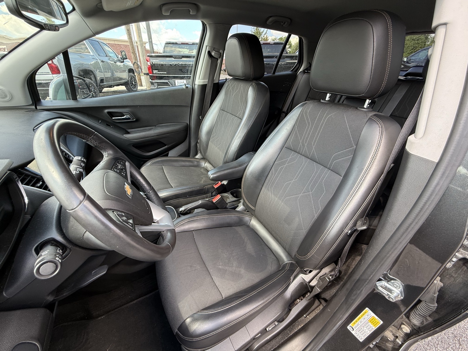 2018 Chevrolet Trax LT photo 13