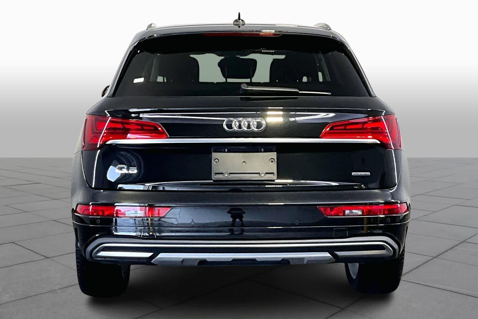 2021 Audi Q5 Premium Prestige photo 4