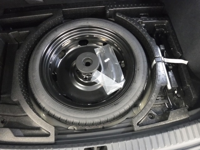2024 Volkswagen Taos SE photo 28