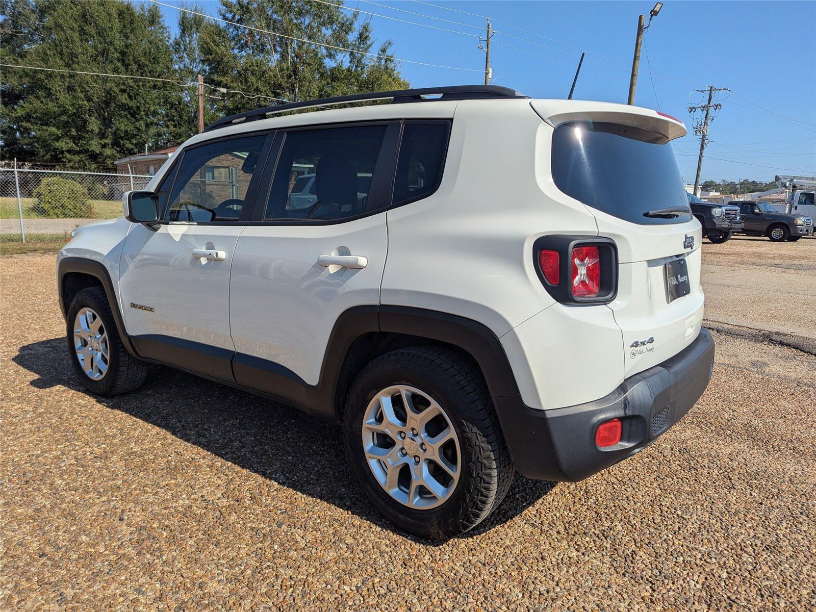 2018 Jeep Renegade Latitude North Edition photo 3