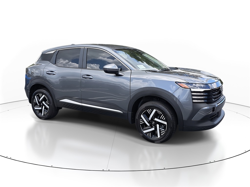 2025 Nissan Kicks SV photo 2