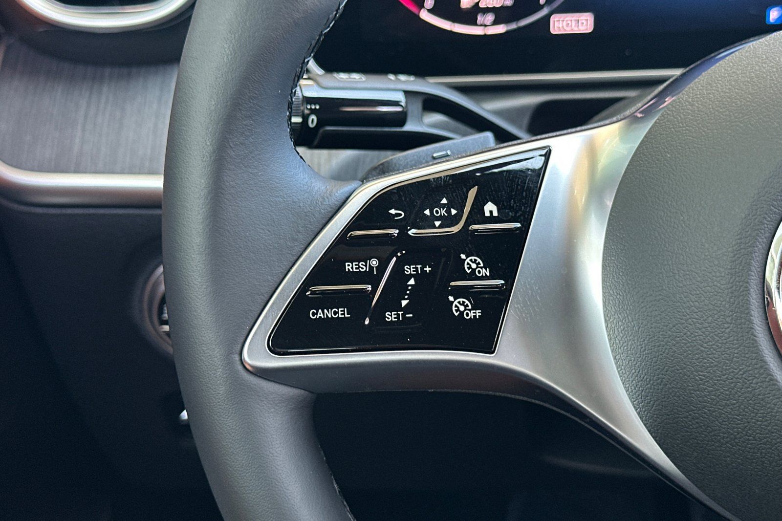2025 Mercedes Benz C 300 photo 22