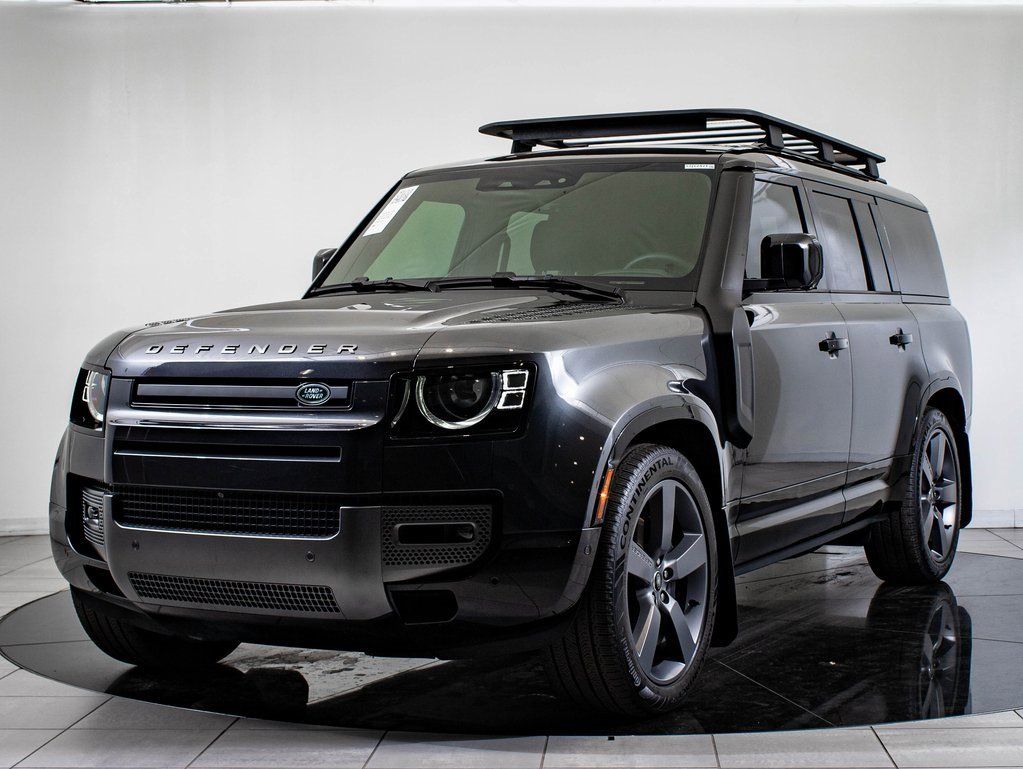 2024 Land Rover Defender Outbound's photo