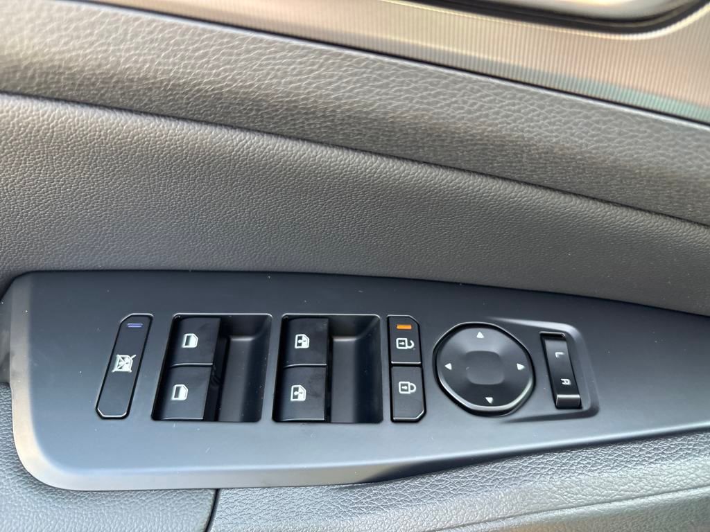 2026 Kia Sportage EX photo 14