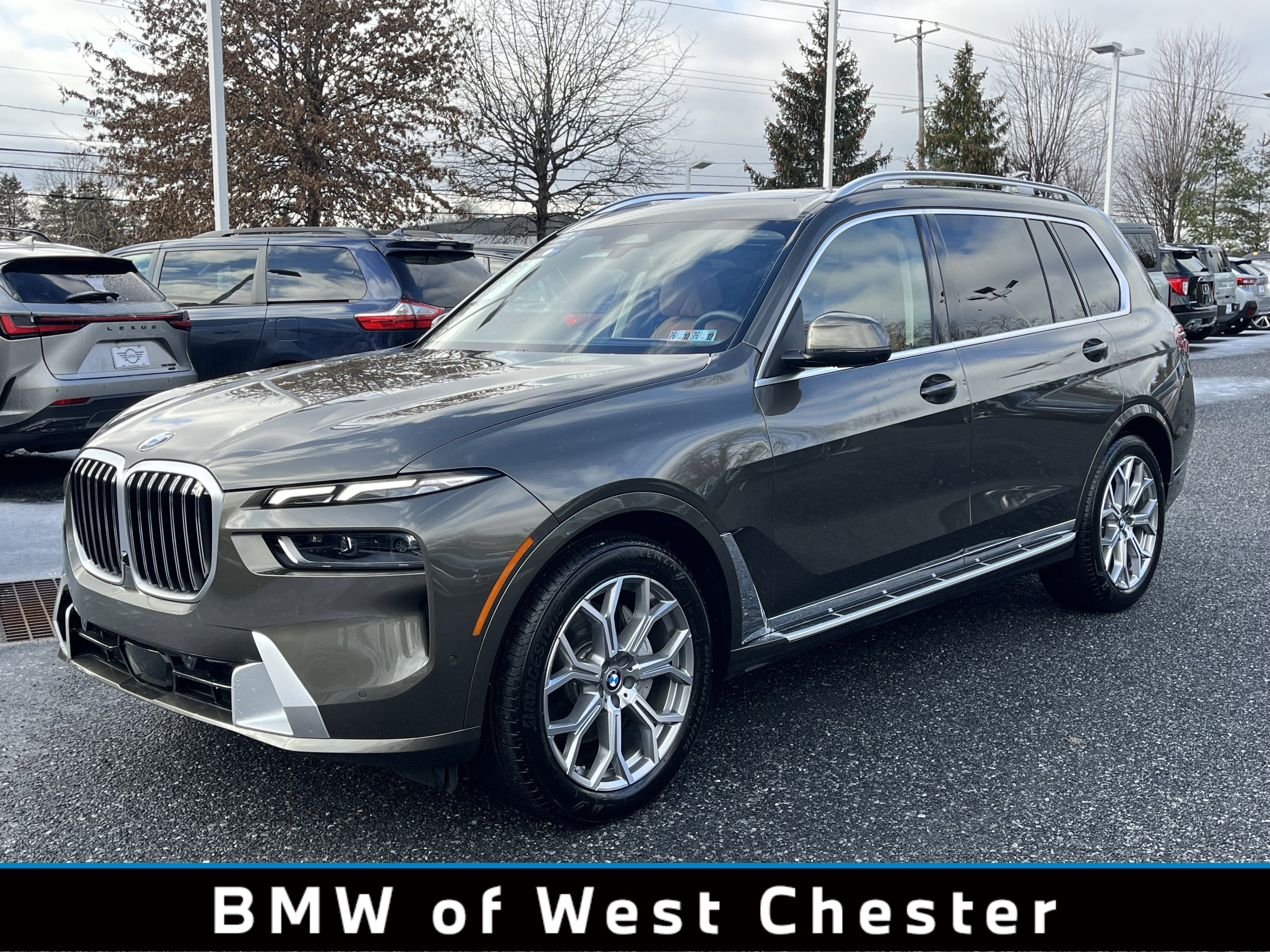 2025 BMW X7 40i's photo