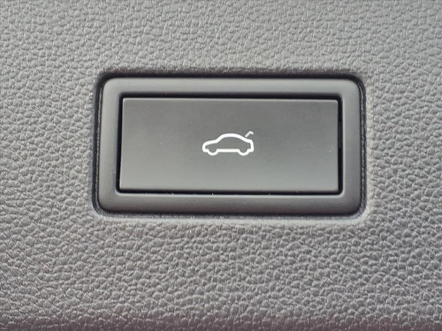 2023 Volkswagen Atlas V6 SE Technology photo 4