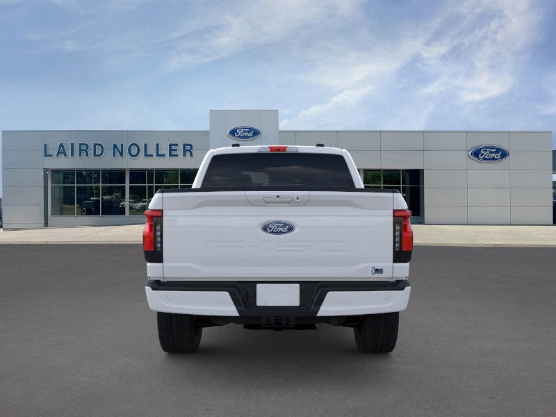 2025 Ford F-150 Lightning photo 5