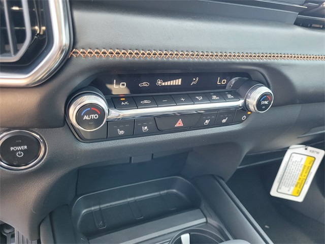 2025 Mazda CX-50 Premium Plus photo 23