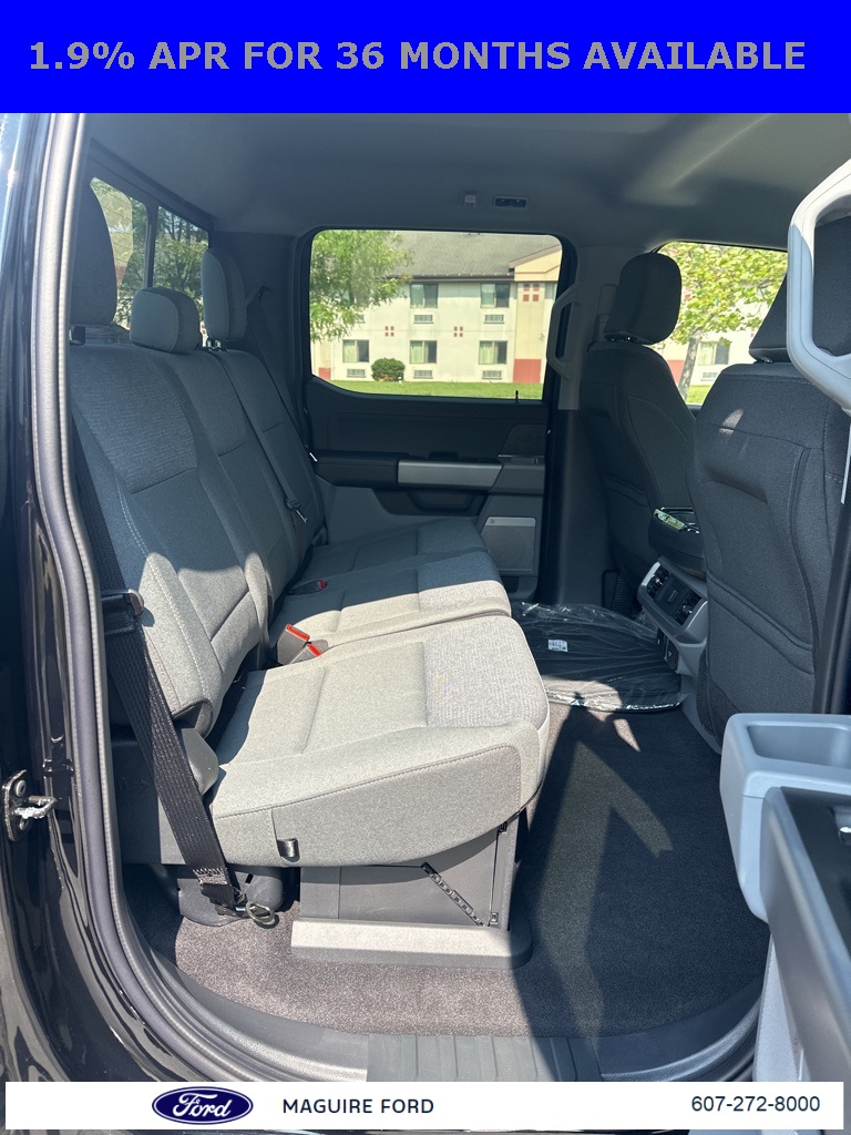 2025 Ford F-150 XLT photo 13