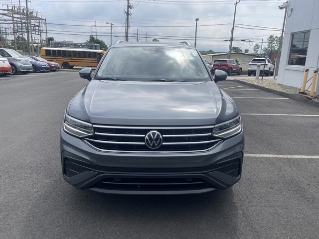 2022 Volkswagen Tiguan SE photo 4