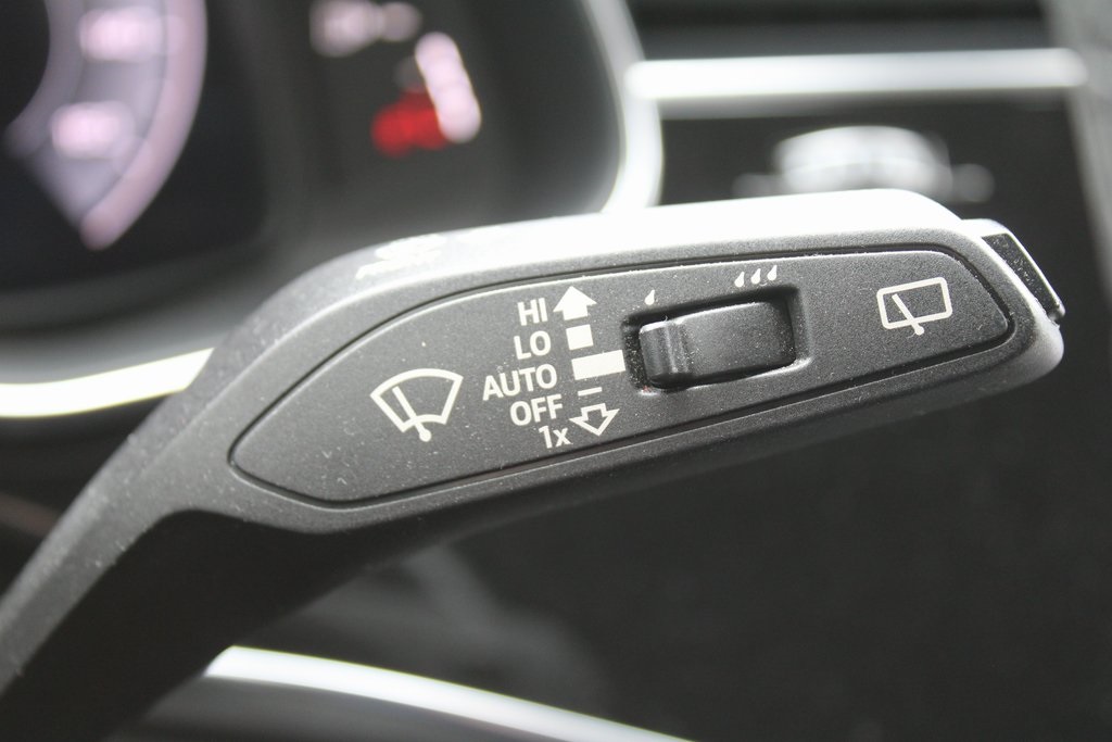 2023 Audi Q8 Premium 55 photo 34