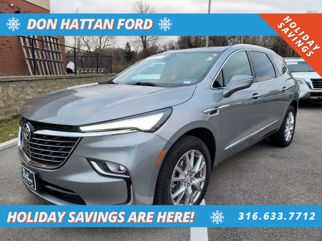 2023 Buick Enclave Essence's photo