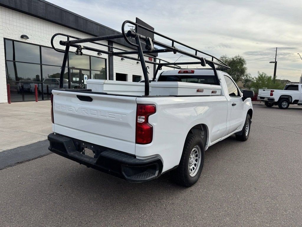 2021 Chevrolet Silverado 1500 photo 3