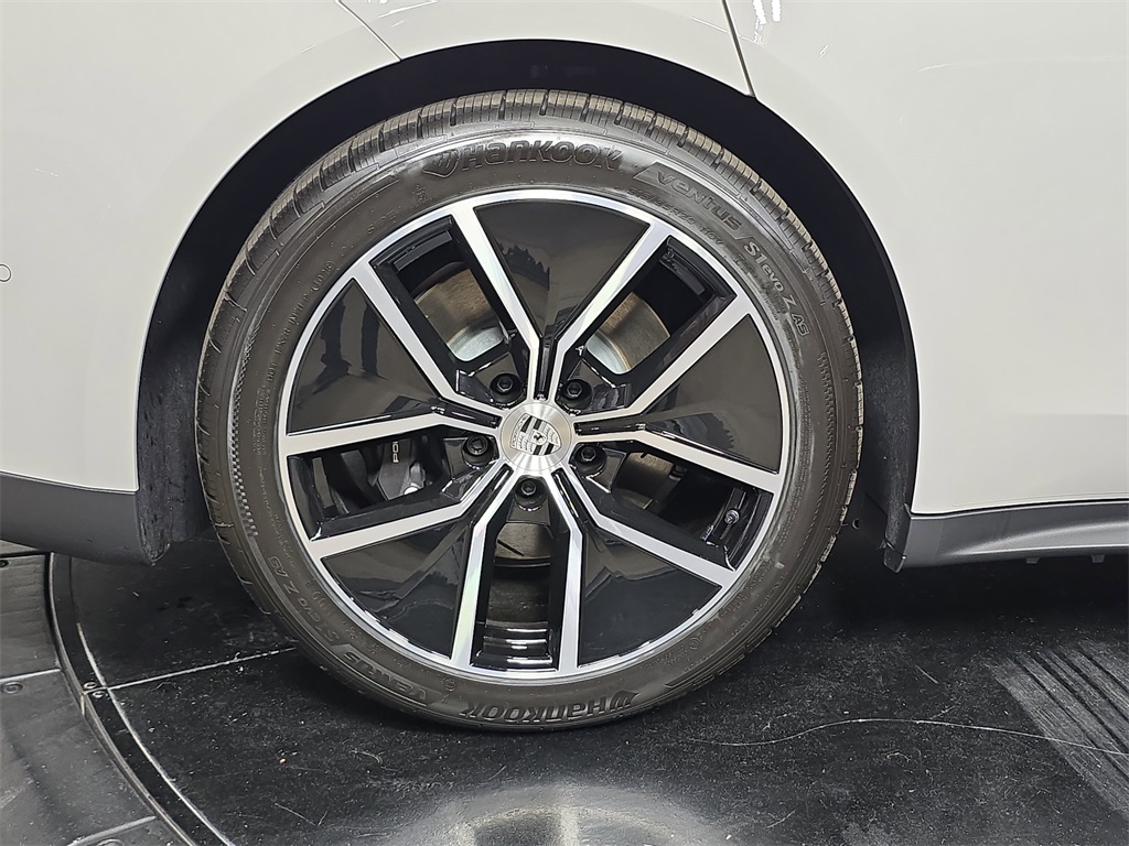 2026 Porsche Panamera E-Hybrid 4 photo 29
