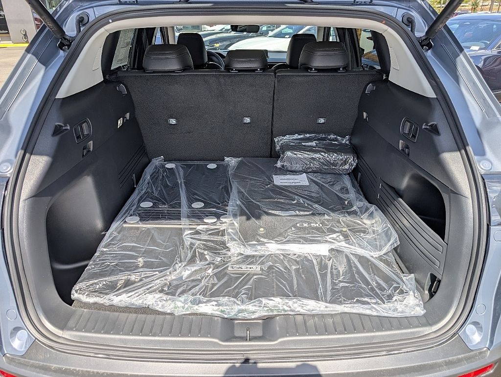 2025 Mazda CX-50 Premium Plus photo 9