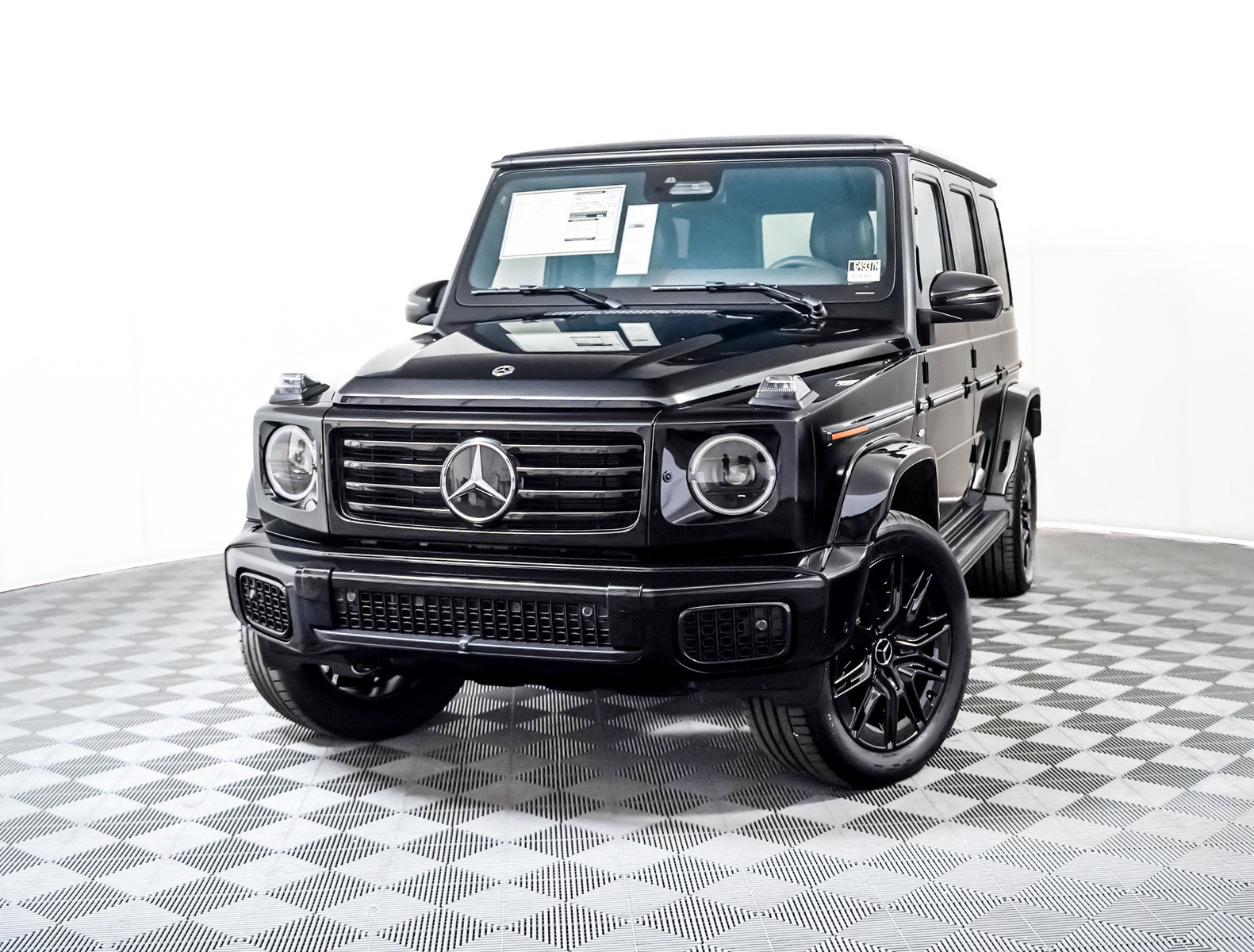 2025 Mercedes-Benz G-Class G580's photo