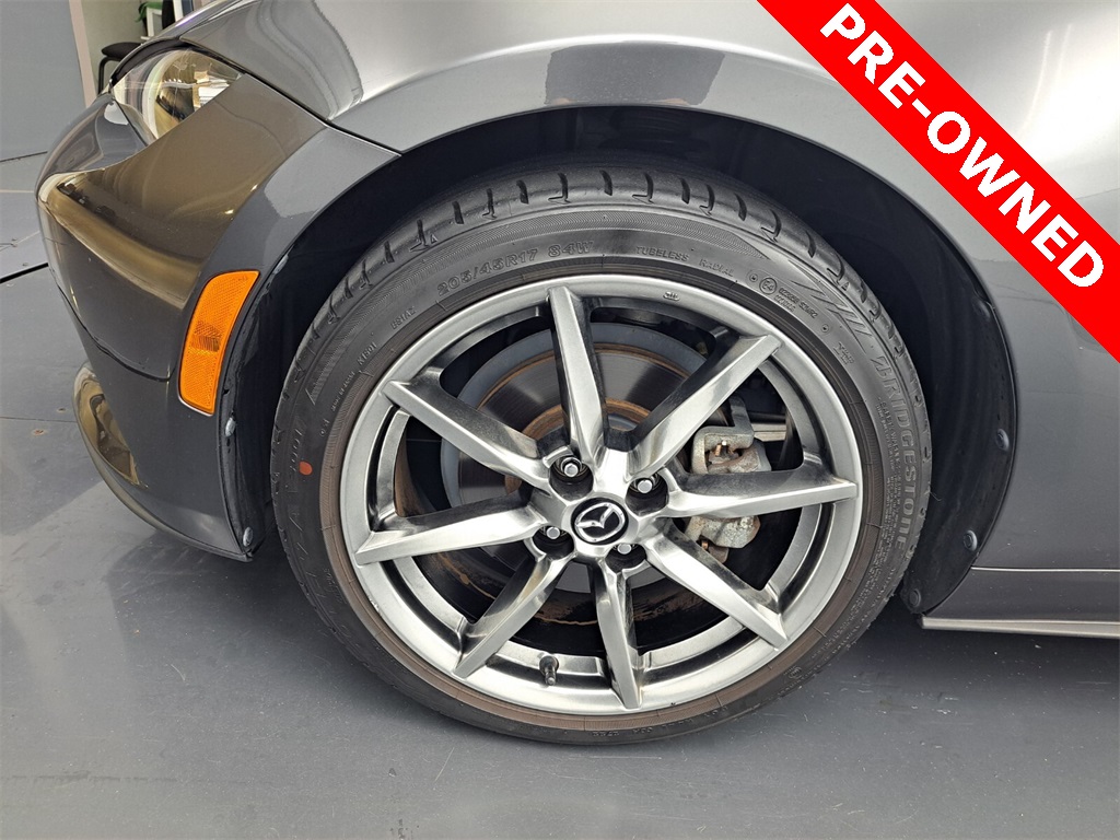 2022 Mazda MX-5 Miata RF Miata Grand Touring photo 16