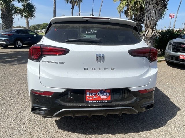 2026 Buick Encore GX Sport Touring photo 2