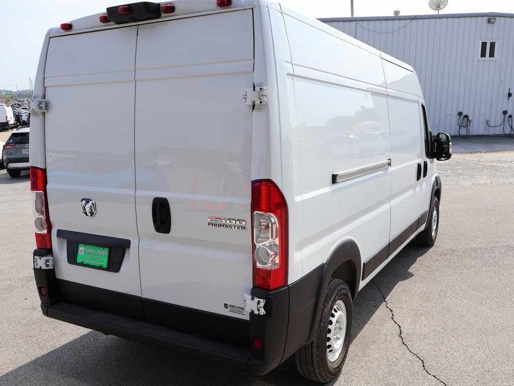 2025 Ram ProMaster 2500 photo 4