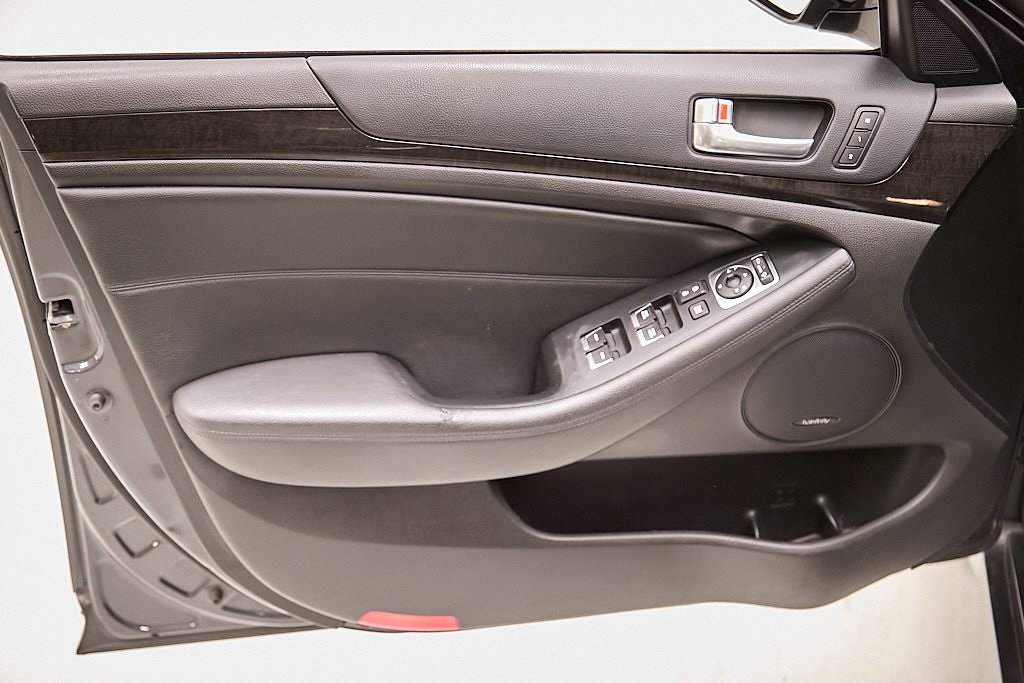 2015 KIA CADENZA - Image 9