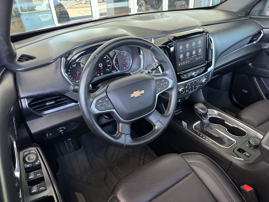 2023 Chevrolet Traverse High Country photo 3
