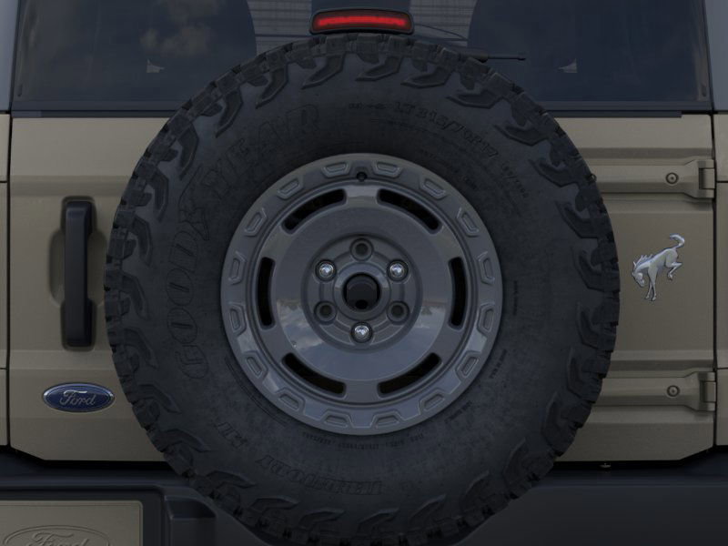 2025 Ford Bronco Base photo 19