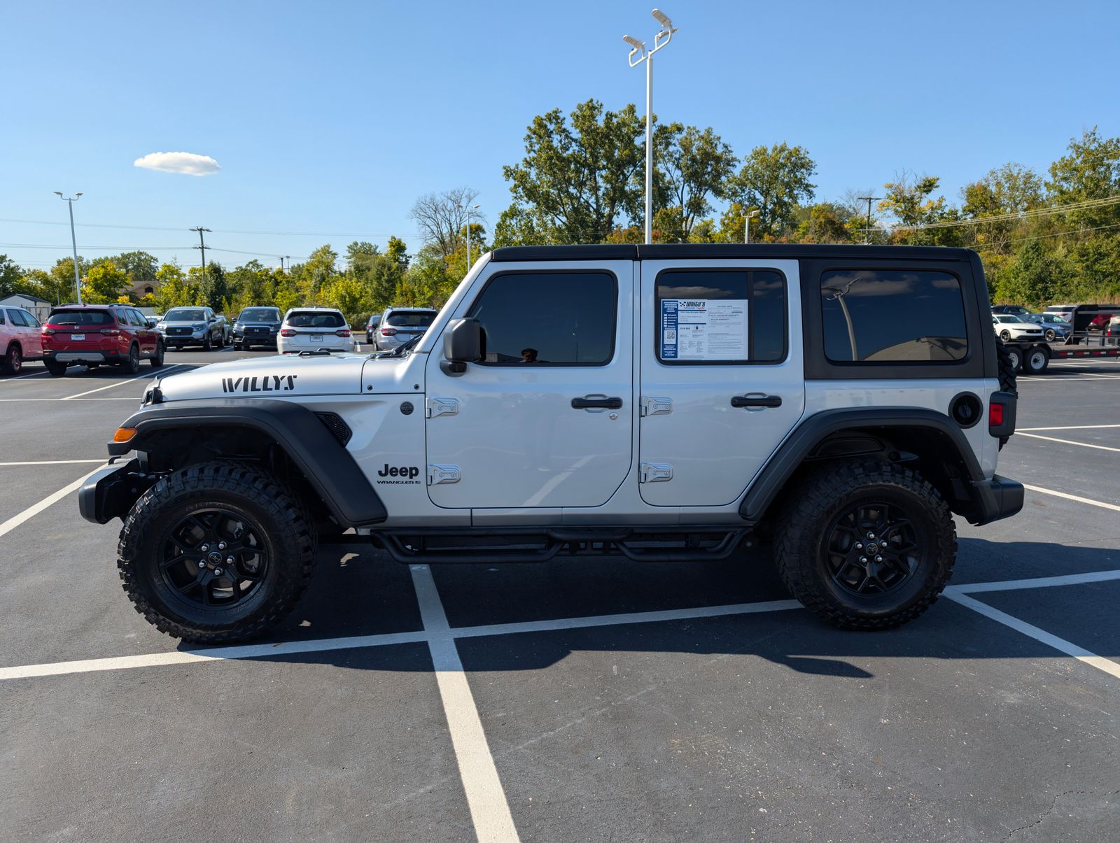 2024 Jeep Wrangler Willys photo 3