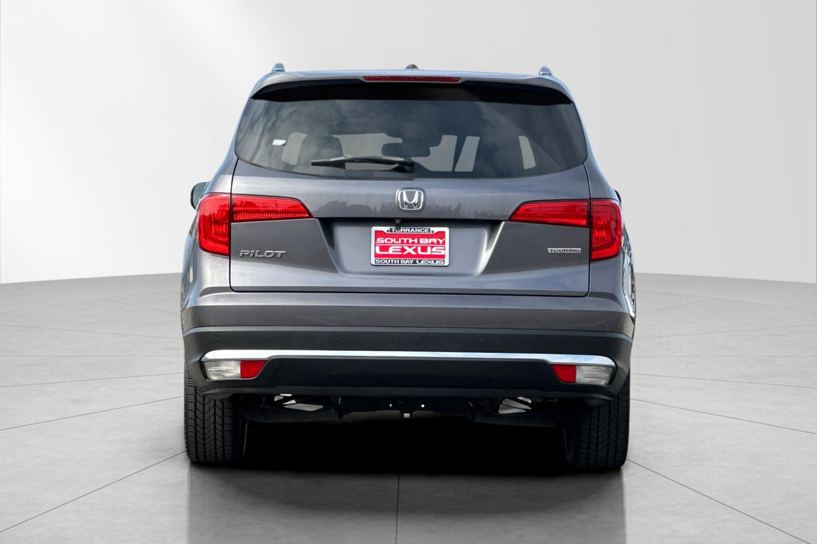 2018 Honda Pilot Touring photo 4