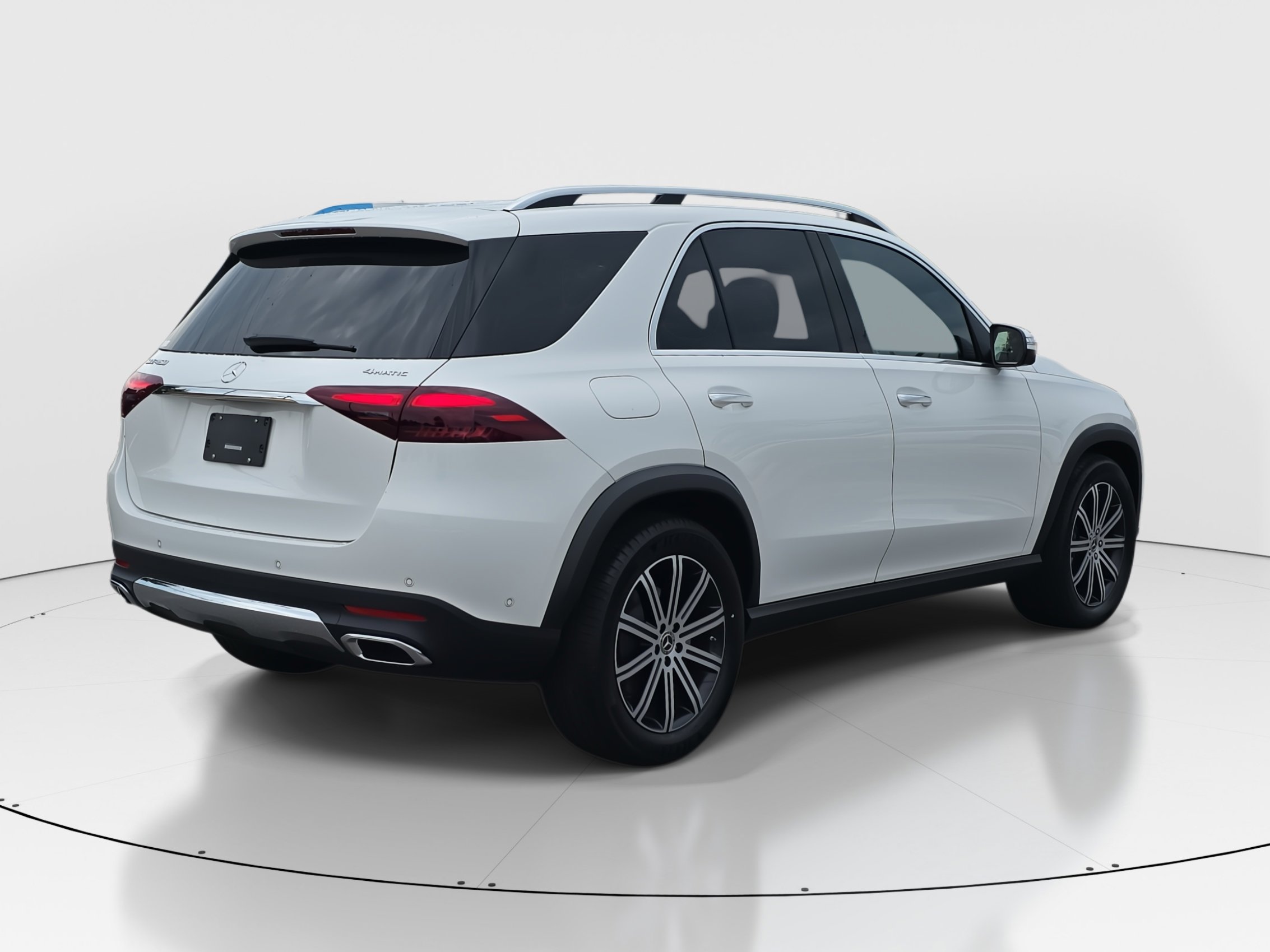 2025 Mercedes Benz GLE 450 4MATIC photo 3