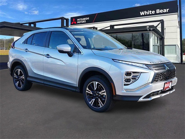 2026 Mitsubishi Eclipse Cross SE's photo