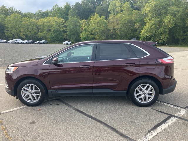 2024 Ford Edge SEL photo 8