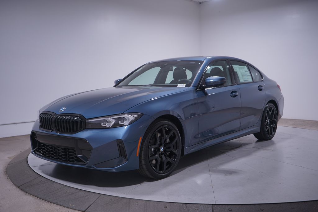 2026 BMW 3 Series 330i's photo