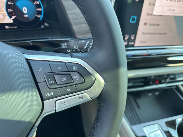 2026 Volkswagen Atlas SEL Premium R-Line photo 18