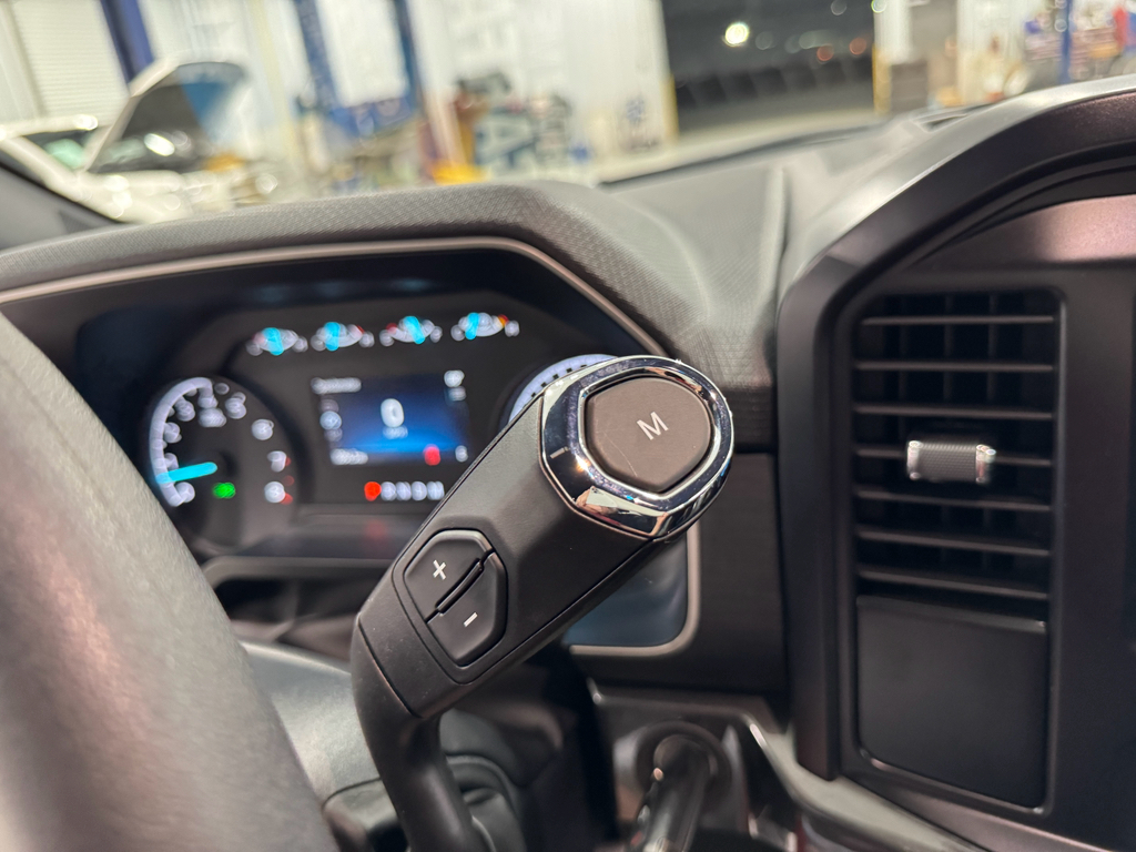 2023 Ford F-150 XL photo 30