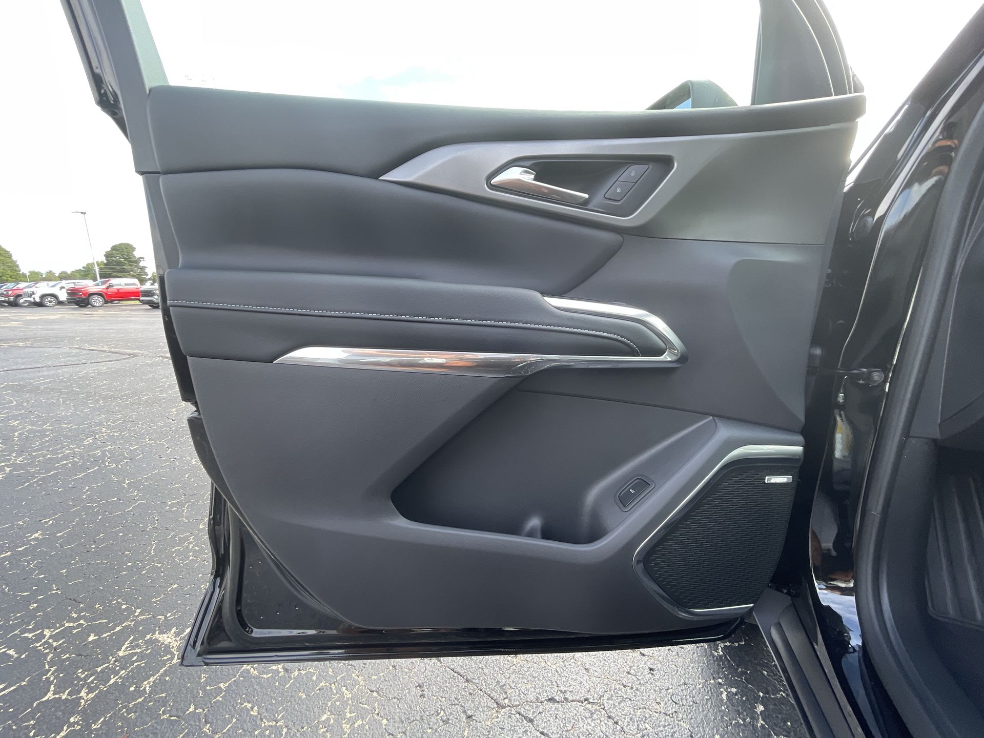 2026 Chevrolet Traverse photo 55