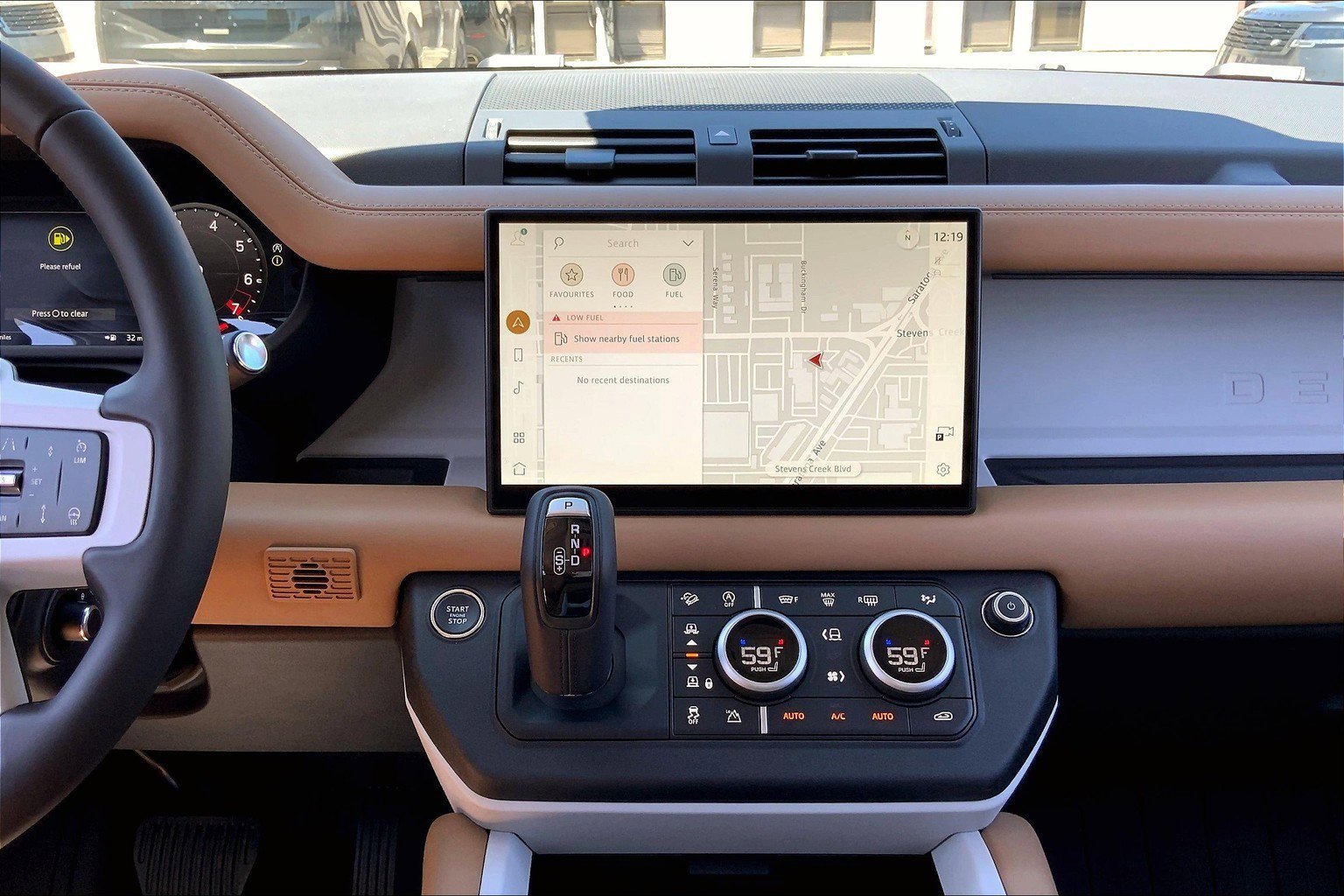 2025 Land Rover Defender 110 X-Dynamic SE photo 6