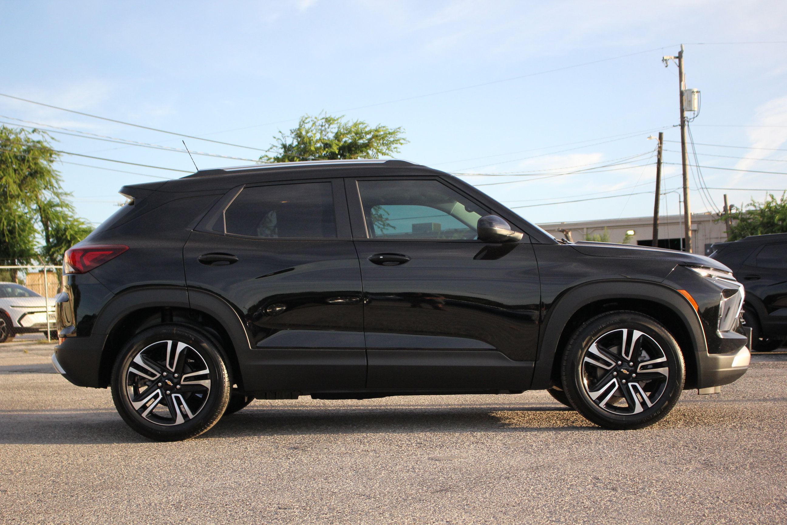 2026 Chevrolet Trailblazer LT photo 3