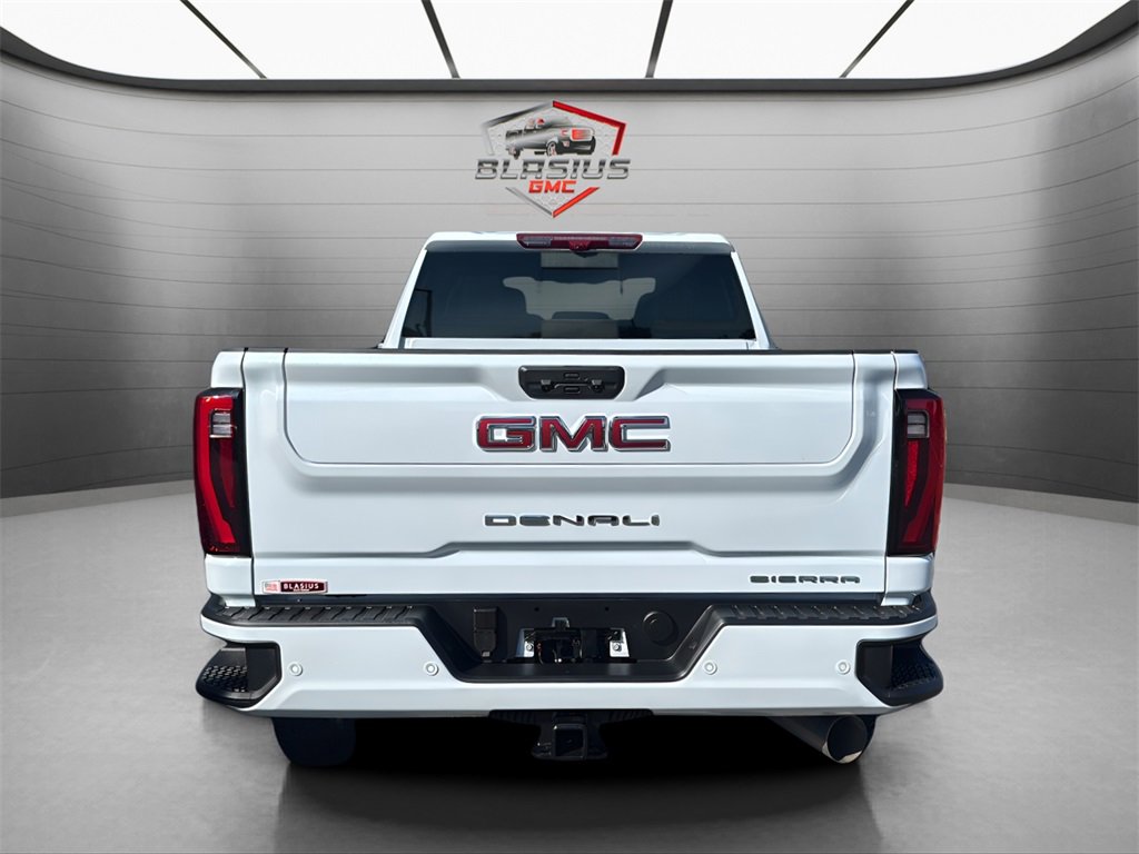 2026 Gmc Sierra 2500 HD Denali photo 4
